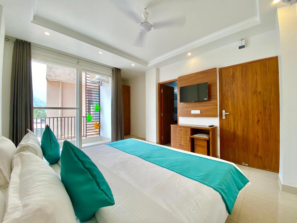 Hotel Namami Tapovan Rishikesh Bagian luar foto