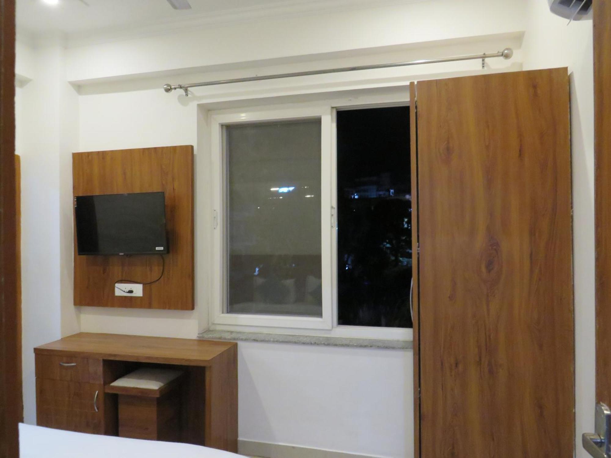 Hotel Namami Tapovan Rishikesh Bagian luar foto