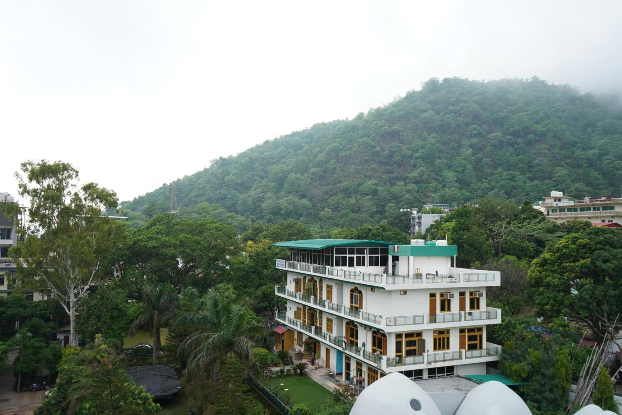 Hotel Namami Tapovan Rishikesh Bagian luar foto