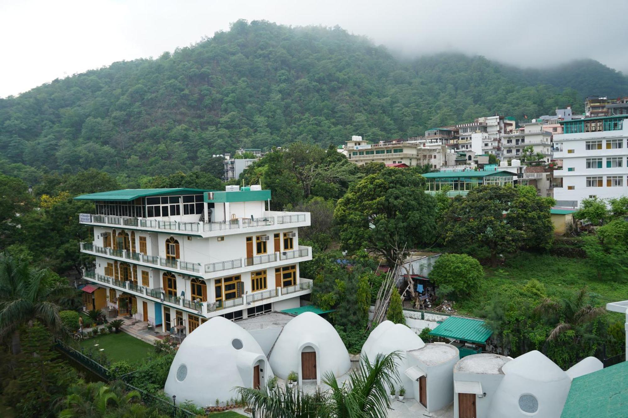Hotel Namami Tapovan Rishikesh Bagian luar foto